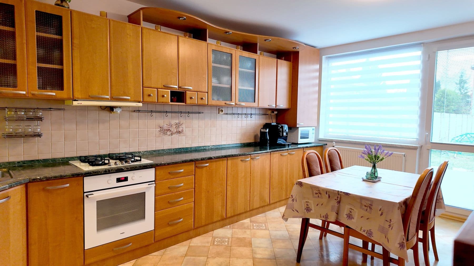 Prodej domu 300 m², pozemek 647 m², sídliště Osvobození, Lednice, Jihomoravský kraj Prodej domu 300 m², pozemek 647 m², sídliště Osvobození, Lednice, Jihomoravský kraj