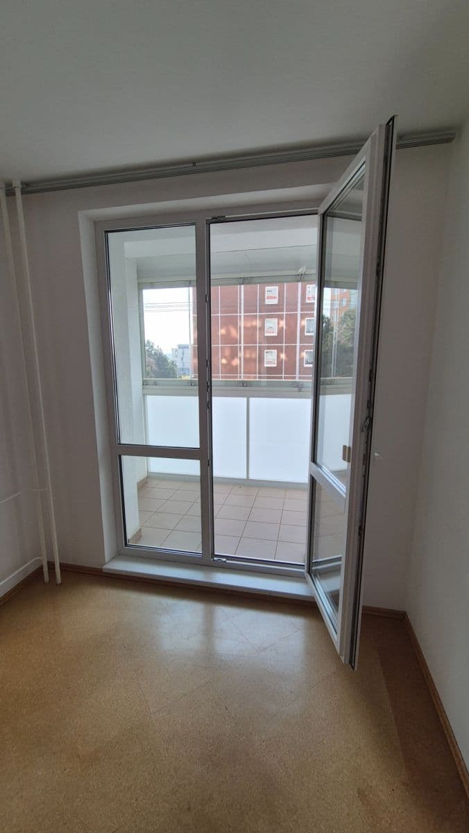 Pronájem bytu 3+1 79 m², Kpt. Stránského, Praha, Praha Pronájem bytu 3+1 79 m², Kpt. Stránského, Praha, Praha