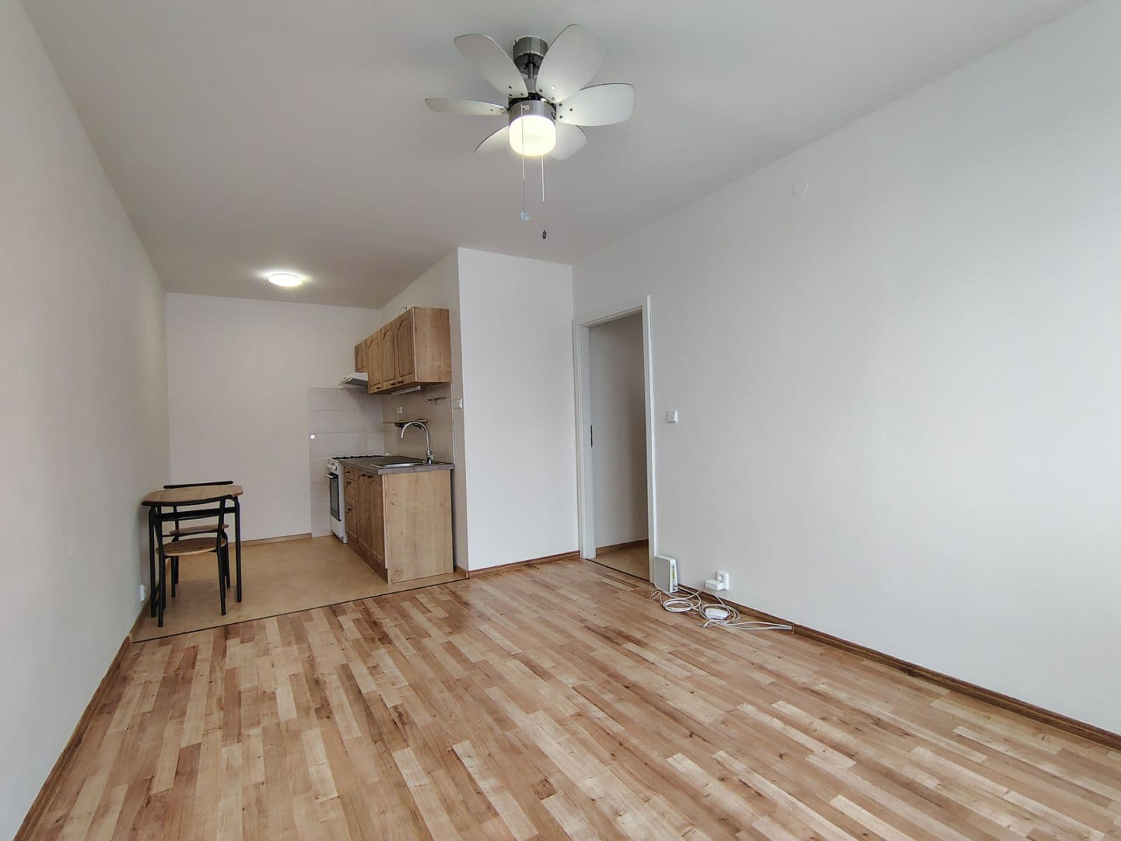 Pronájem bytu 2+kk 40 m², Pujmanové, Praha, Praha Pronájem bytu 2+kk 40 m², Pujmanové, Praha, Praha