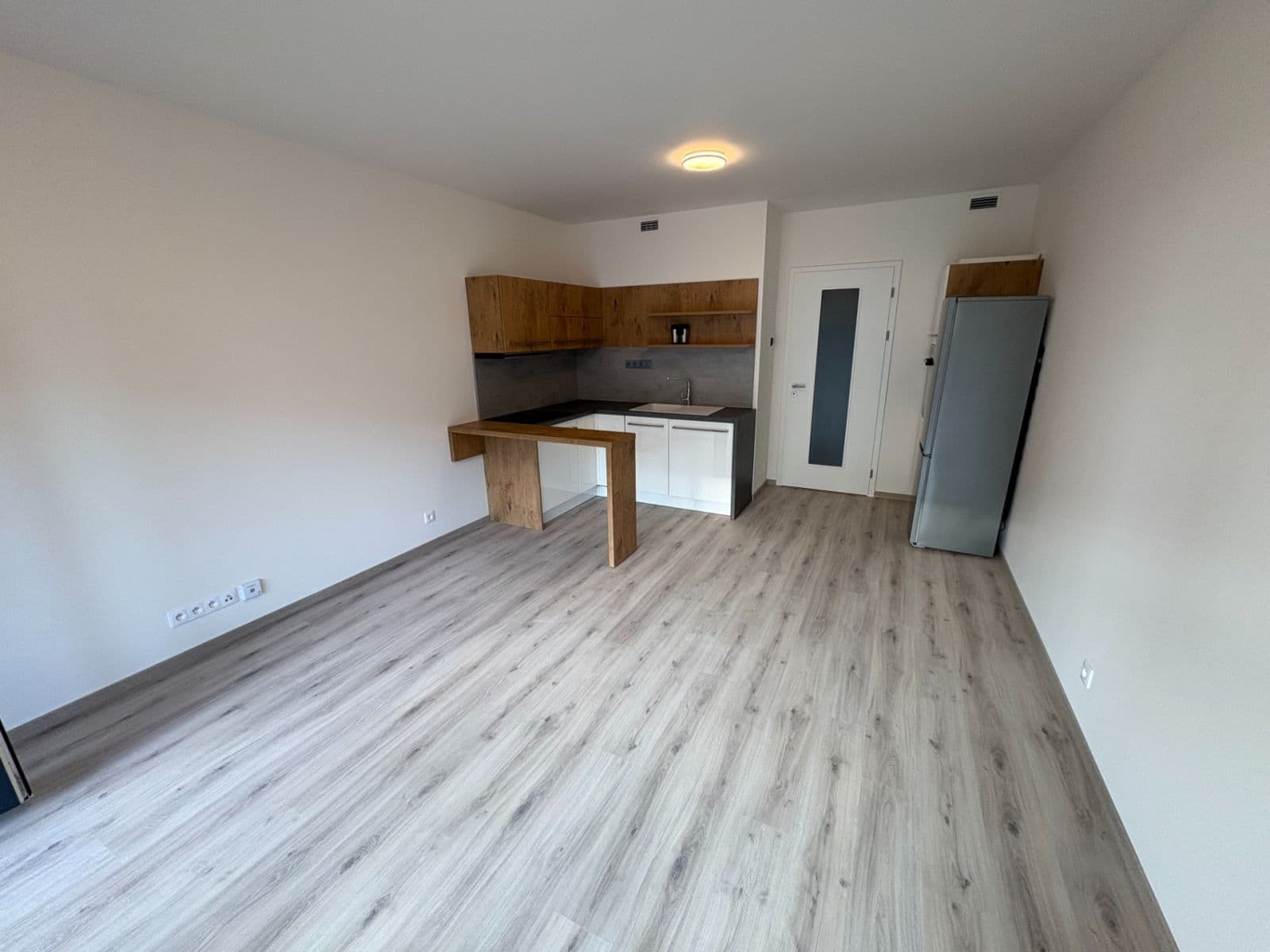 Pronájem bytu 1+kk 34 m², Poděbradská, Praha, Praha Pronájem bytu 1+kk 34 m², Poděbradská, Praha, Praha