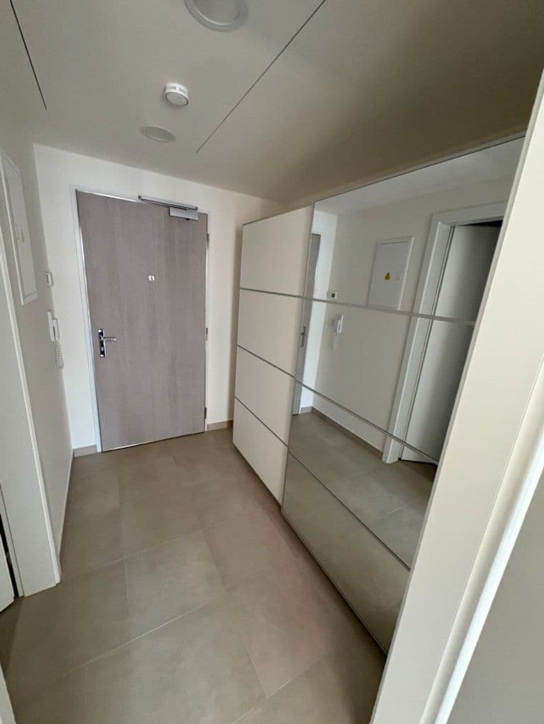 Pronájem bytu 1+kk 34 m², Poděbradská, Praha, Praha Pronájem bytu 1+kk 34 m², Poděbradská, Praha, Praha