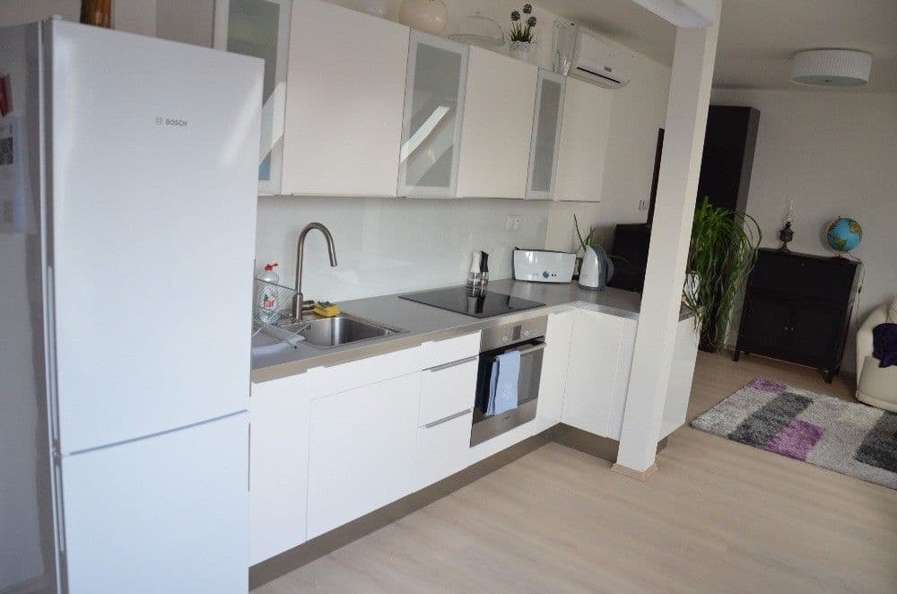Pronájem bytu 2+kk 54 m², Kounicova, Brno, Jihomoravský kraj Pronájem bytu 2+kk 54 m², Kounicova, Brno, Jihomoravský kraj