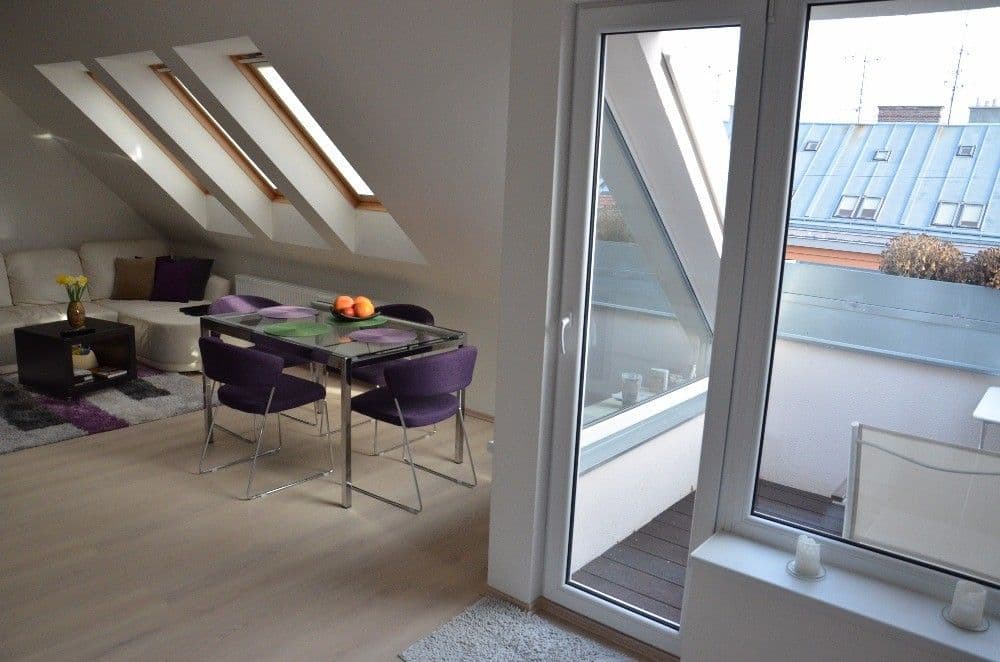 Pronájem bytu 2+kk 54 m², Kounicova, Brno, Jihomoravský kraj Pronájem bytu 2+kk 54 m², Kounicova, Brno, Jihomoravský kraj