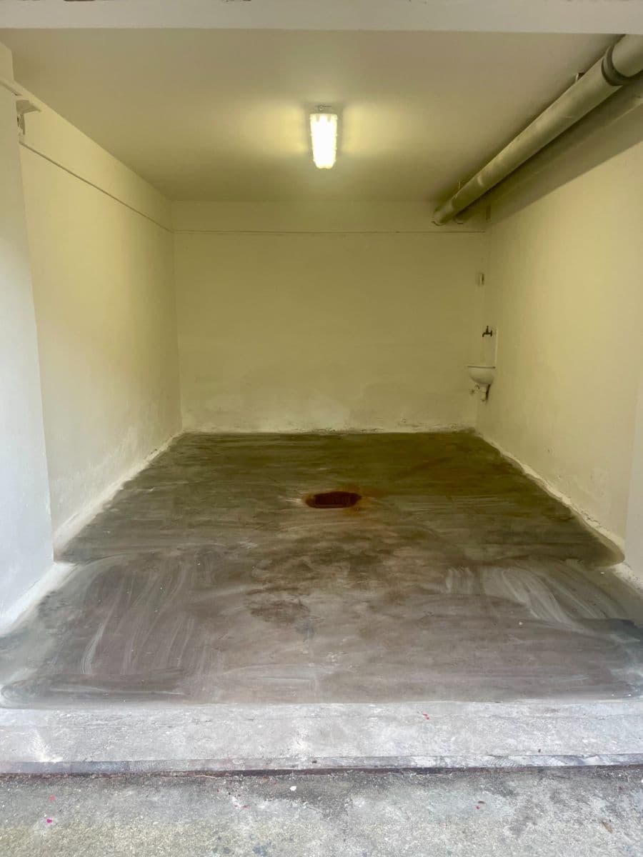 Pronájem garáže 21 m², Terronská, Praha, Praha Pronájem garáže 21 m², Terronská, Praha, Praha