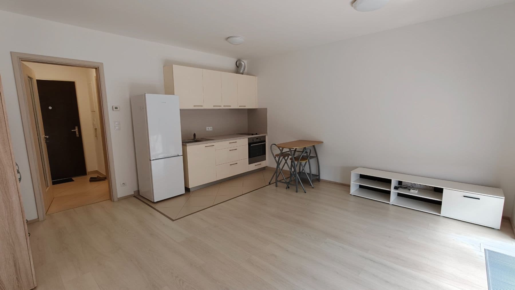 Pronájem bytu 1+kk 34 m², Toufarova, Praha, Praha Pronájem bytu 1+kk 34 m², Toufarova, Praha, Praha