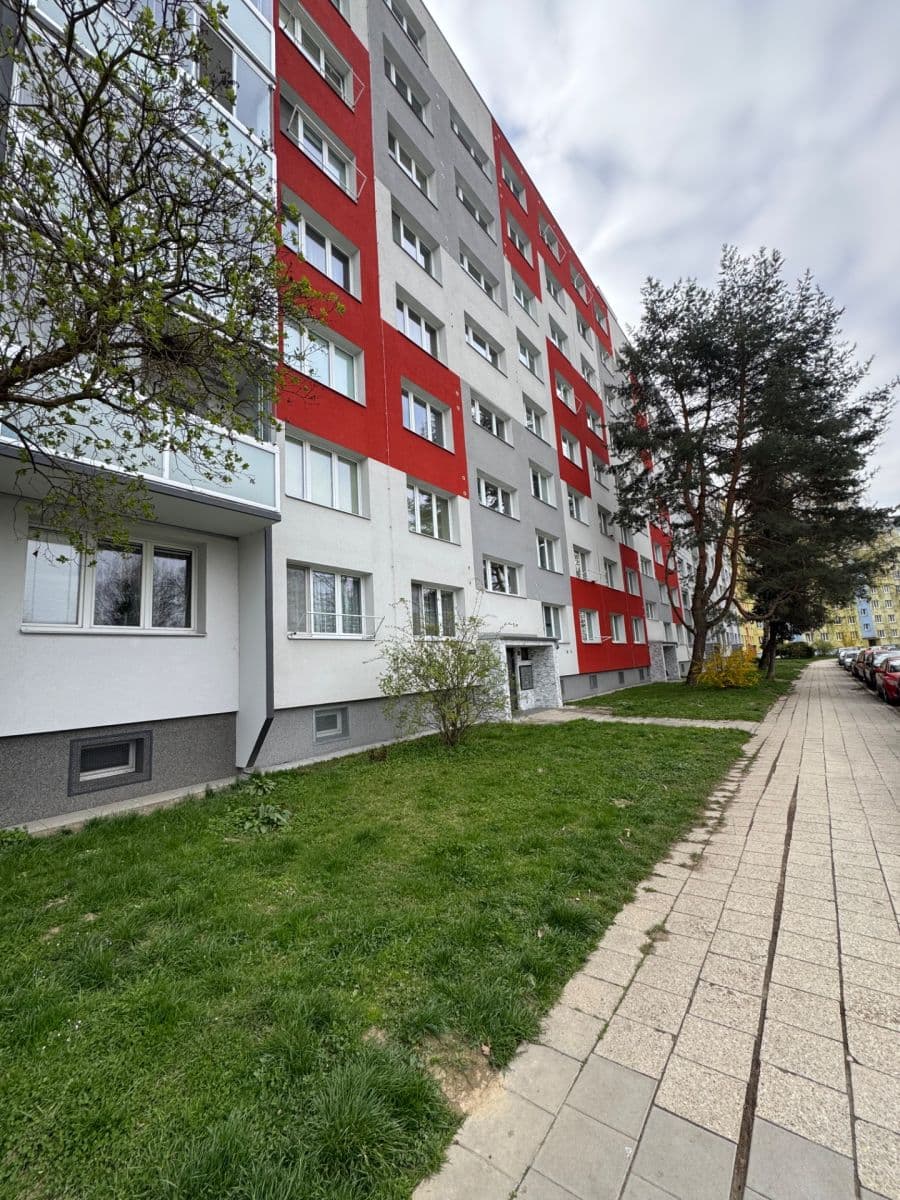 Pronájem bytu 1+1 37 m², Výškovická, Ostrava, Moravskoslezský kraj Pronájem bytu 1+1 37 m², Výškovická, Ostrava, Moravskoslezský kraj