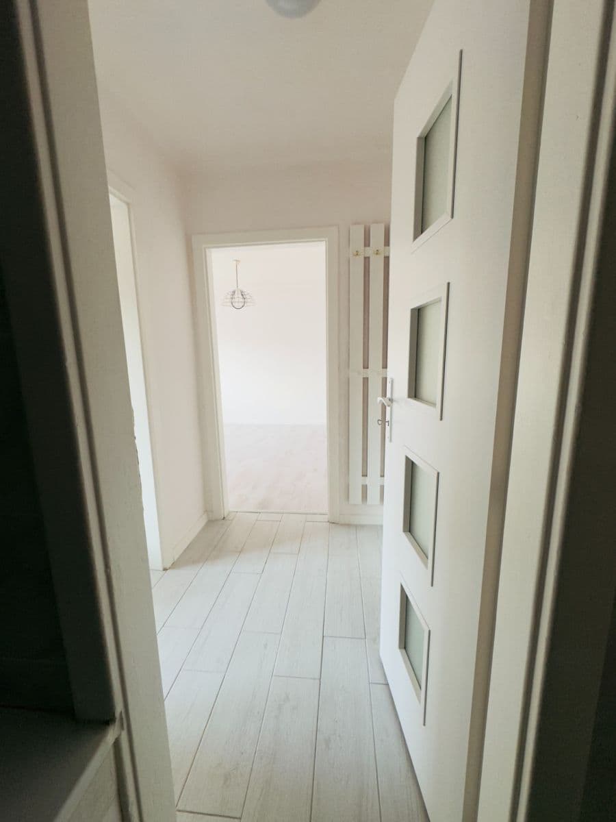 Prodej bytu 1+1 30 m², Moskevské náměstí, Teplice, Ústecký kraj Prodej bytu 1+1 30 m², Moskevské náměstí, Teplice, Ústecký kraj