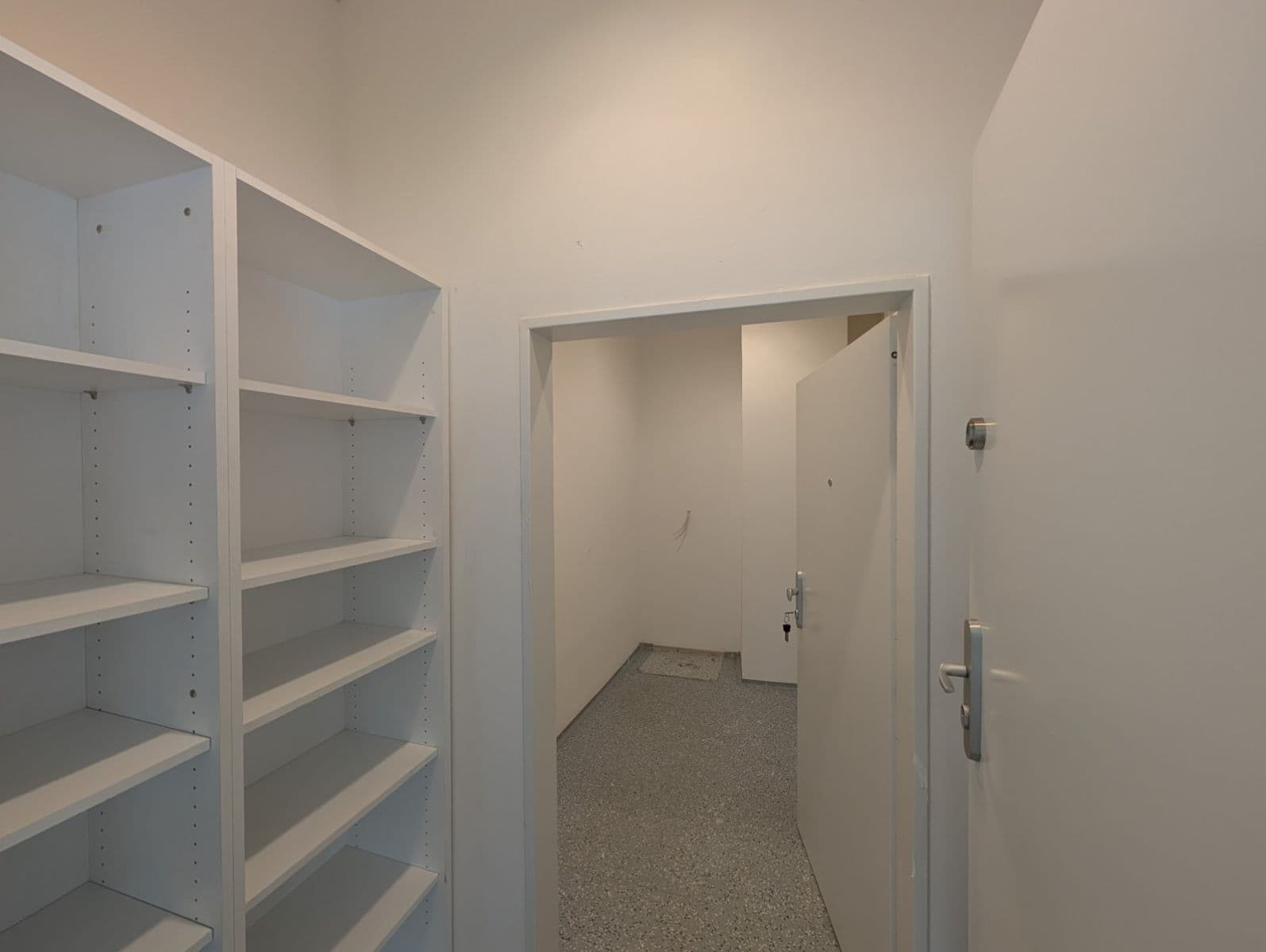 Pronájem nebytového prostoru 141 m², tř. Osvobození, Karviná, Moravskoslezský kraj Pronájem nebytového prostoru 141 m², tř. Osvobození, Karviná, Moravskoslezský kraj