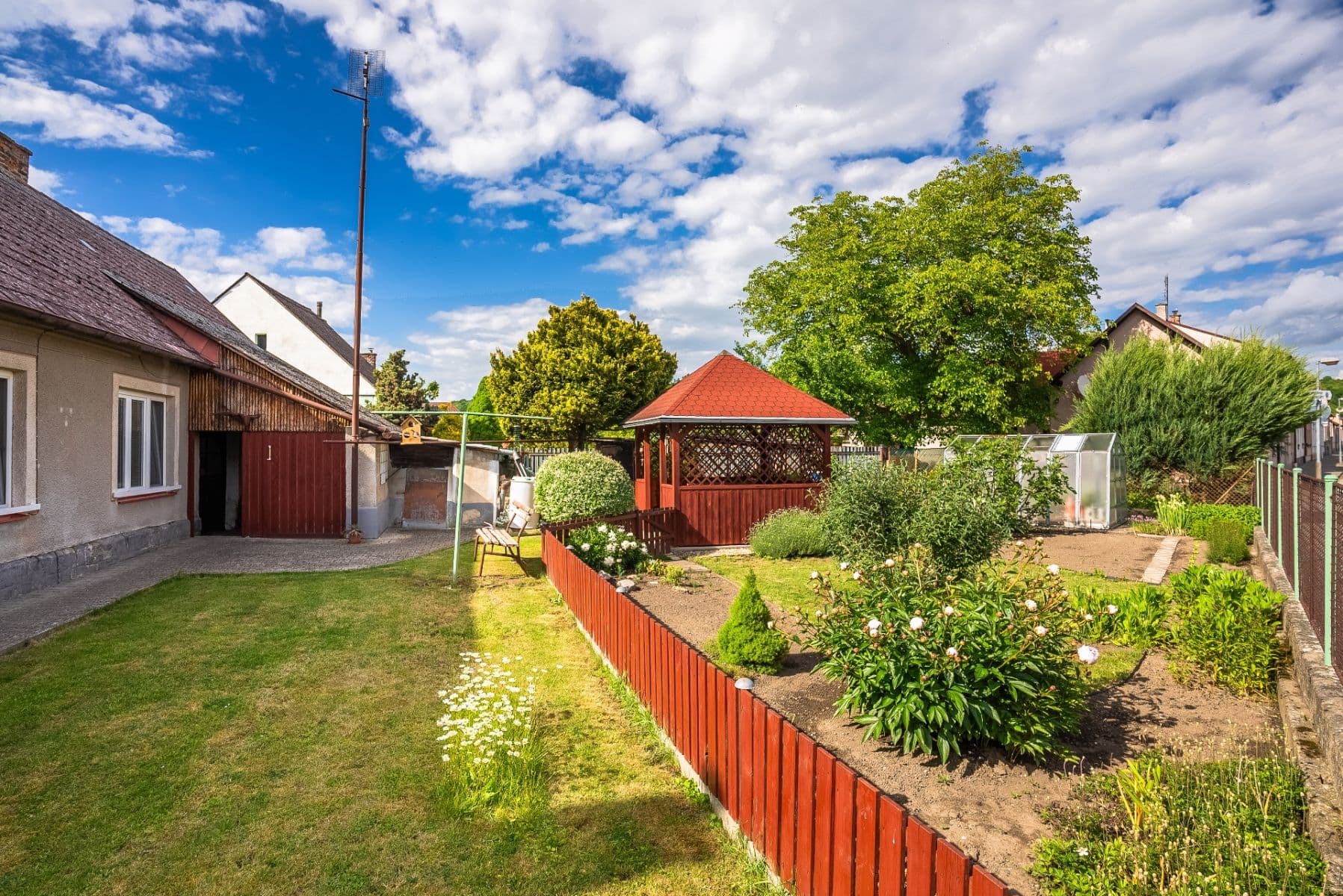 Prodej domu 277 m², pozemek 373 m², Komenského, Libáň, Královéhradecký kraj Prodej domu 277 m², pozemek 373 m², Komenského, Libáň, Královéhradecký kraj