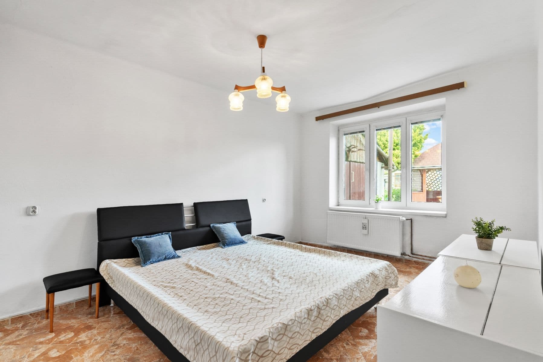 Prodej domu 277 m², pozemek 373 m², Komenského, Libáň, Královéhradecký kraj Prodej domu 277 m², pozemek 373 m², Komenského, Libáň, Královéhradecký kraj