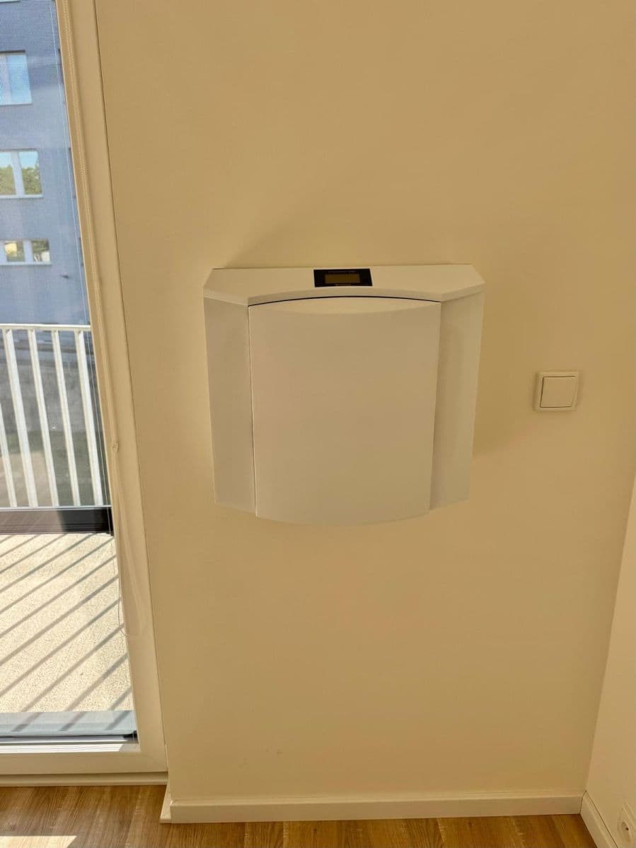 Pronájem bytu 1+kk 22 m², Novovysočanská, Praha, Praha Pronájem bytu 1+kk 22 m², Novovysočanská, Praha, Praha