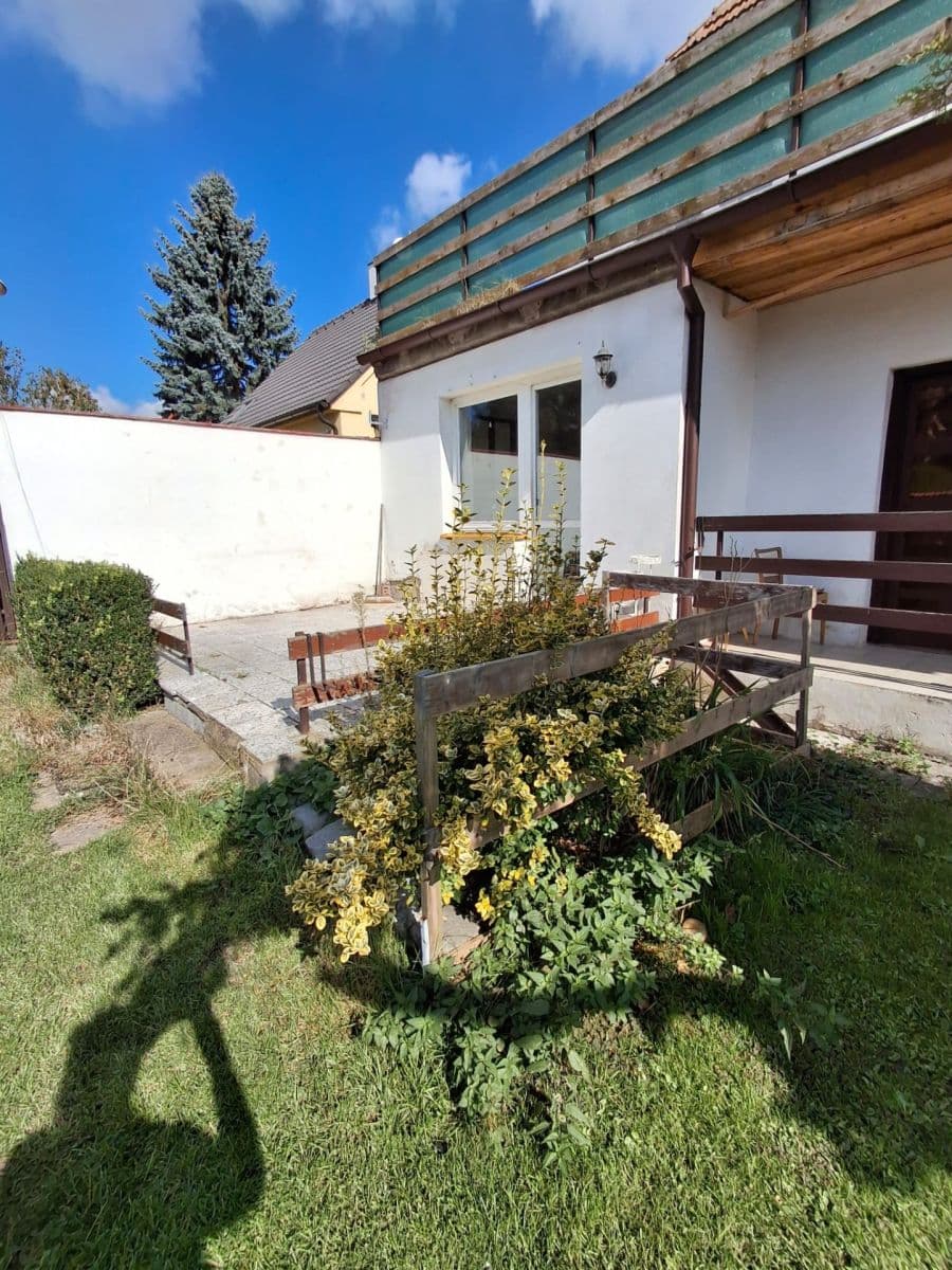 Prodej domu 150 m², pozemek 757 m², Jenečská, Hostouň, Středočeský kraj Prodej domu 150 m², pozemek 757 m², Jenečská, Hostouň, Středočeský kraj