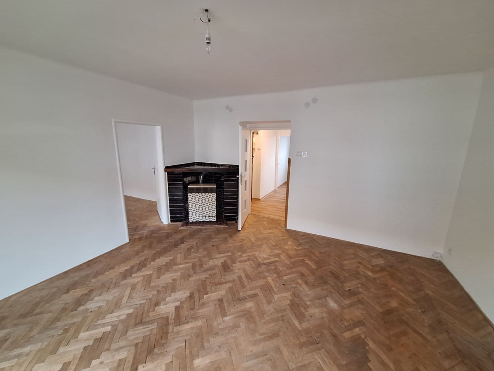 Pronájem bytu 2+1 57 m², Naskové, Praha, Praha Pronájem bytu 2+1 57 m², Naskové, Praha, Praha