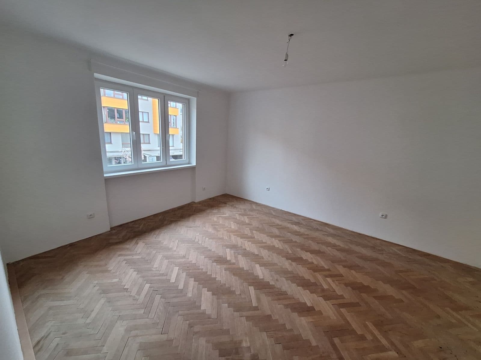 Pronájem bytu 2+1 57 m², Naskové, Praha, Praha Pronájem bytu 2+1 57 m², Naskové, Praha, Praha