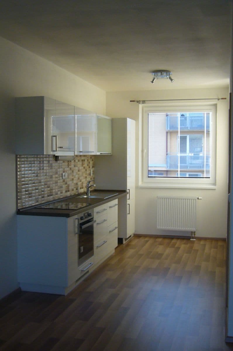Pronájem bytu 1+kk 36 m², Břízová, Ivančice, Jihomoravský kraj Pronájem bytu 1+kk 36 m², Břízová, Ivančice, Jihomoravský kraj