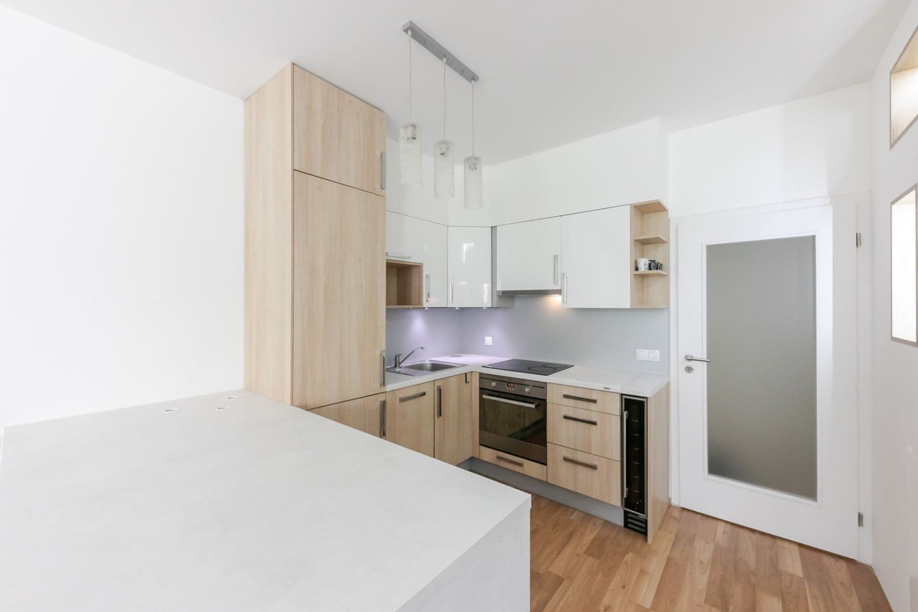 Prodej bytu 1+kk 44 m², Kejhova, Praha, Praha Prodej bytu 1+kk 44 m², Kejhova, Praha, Praha
