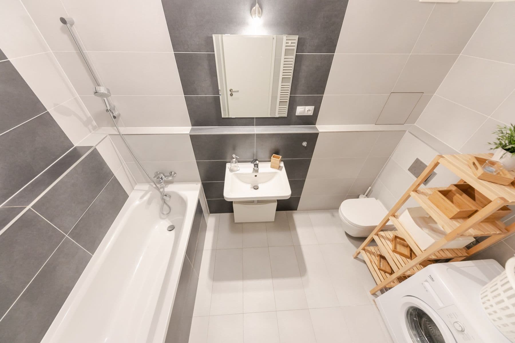 Prodej bytu 1+kk 44 m², Kejhova, Praha, Praha Prodej bytu 1+kk 44 m², Kejhova, Praha, Praha