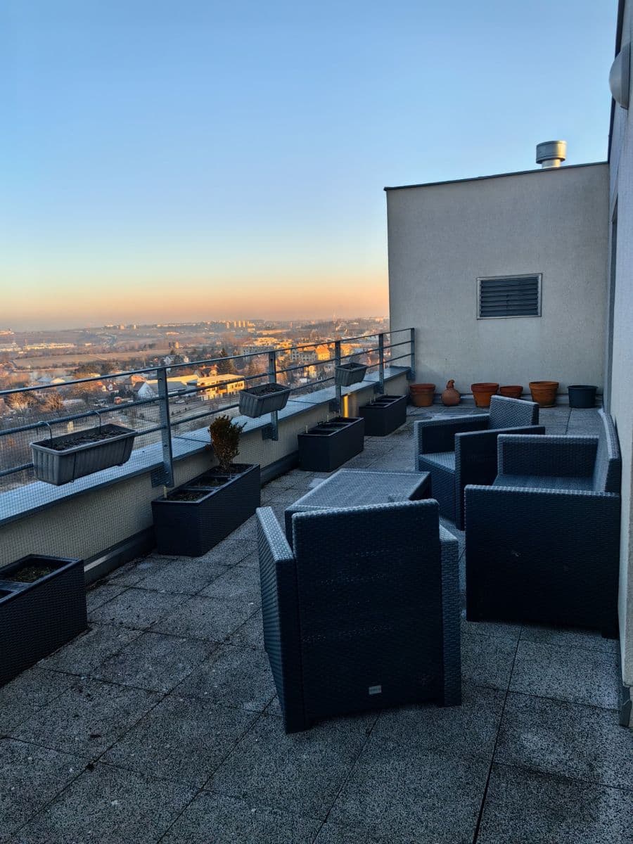 Pronájem bytu 4+kk 99 m², Milotická, Praha, Praha Pronájem bytu 4+kk 99 m², Milotická, Praha, Praha