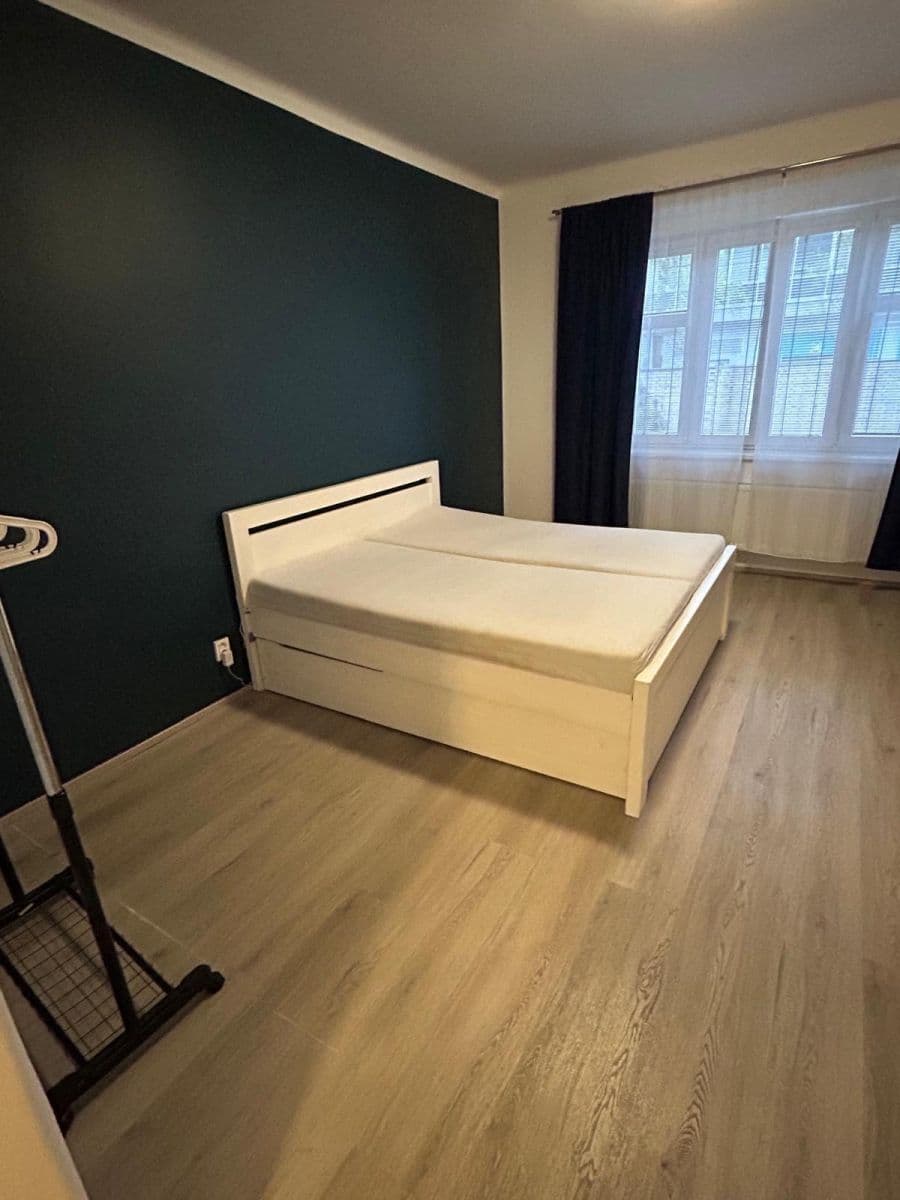 Pronájem bytu 2+1 60 m², V Olšinách, Praha, Praha Pronájem bytu 2+1 60 m², V Olšinách, Praha, Praha