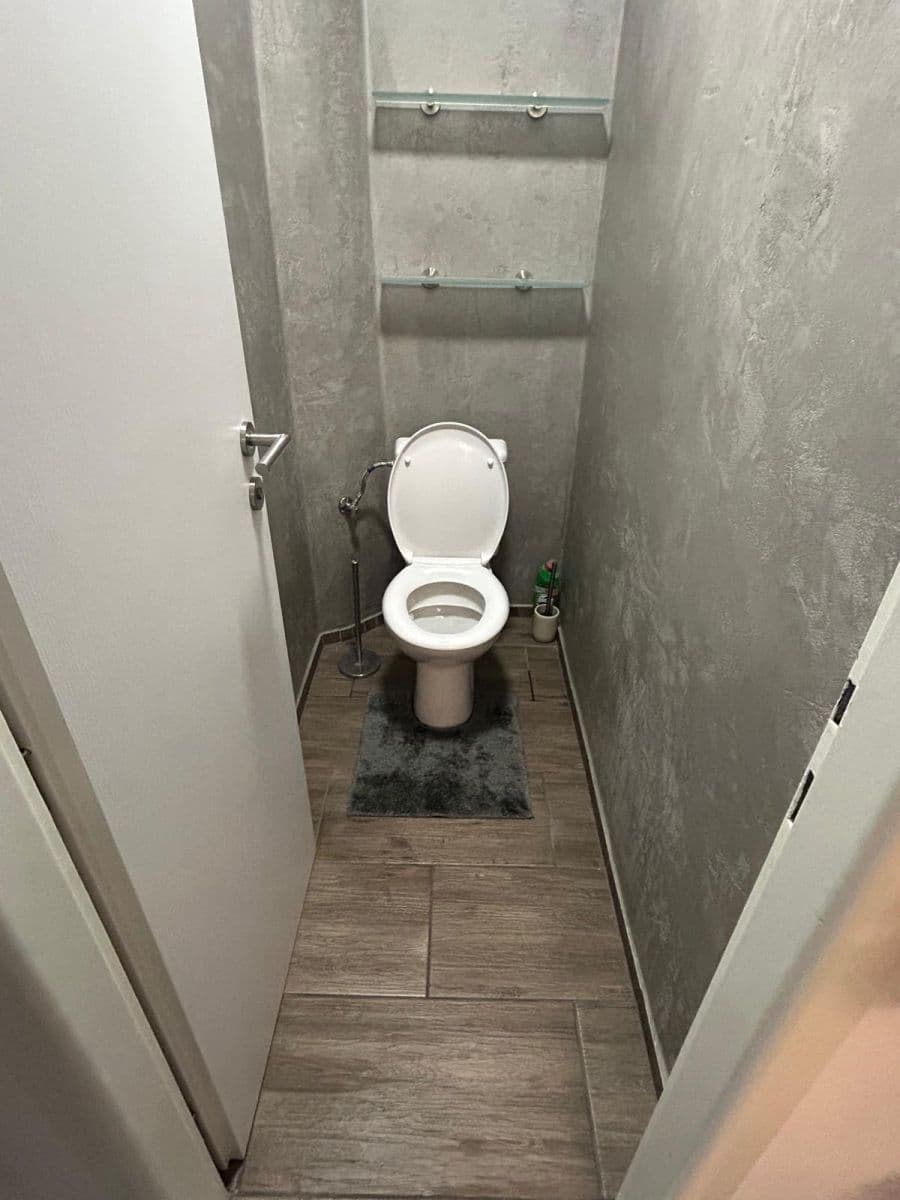 Pronájem bytu 2+1 60 m², V Olšinách, Praha, Praha Pronájem bytu 2+1 60 m², V Olšinách, Praha, Praha