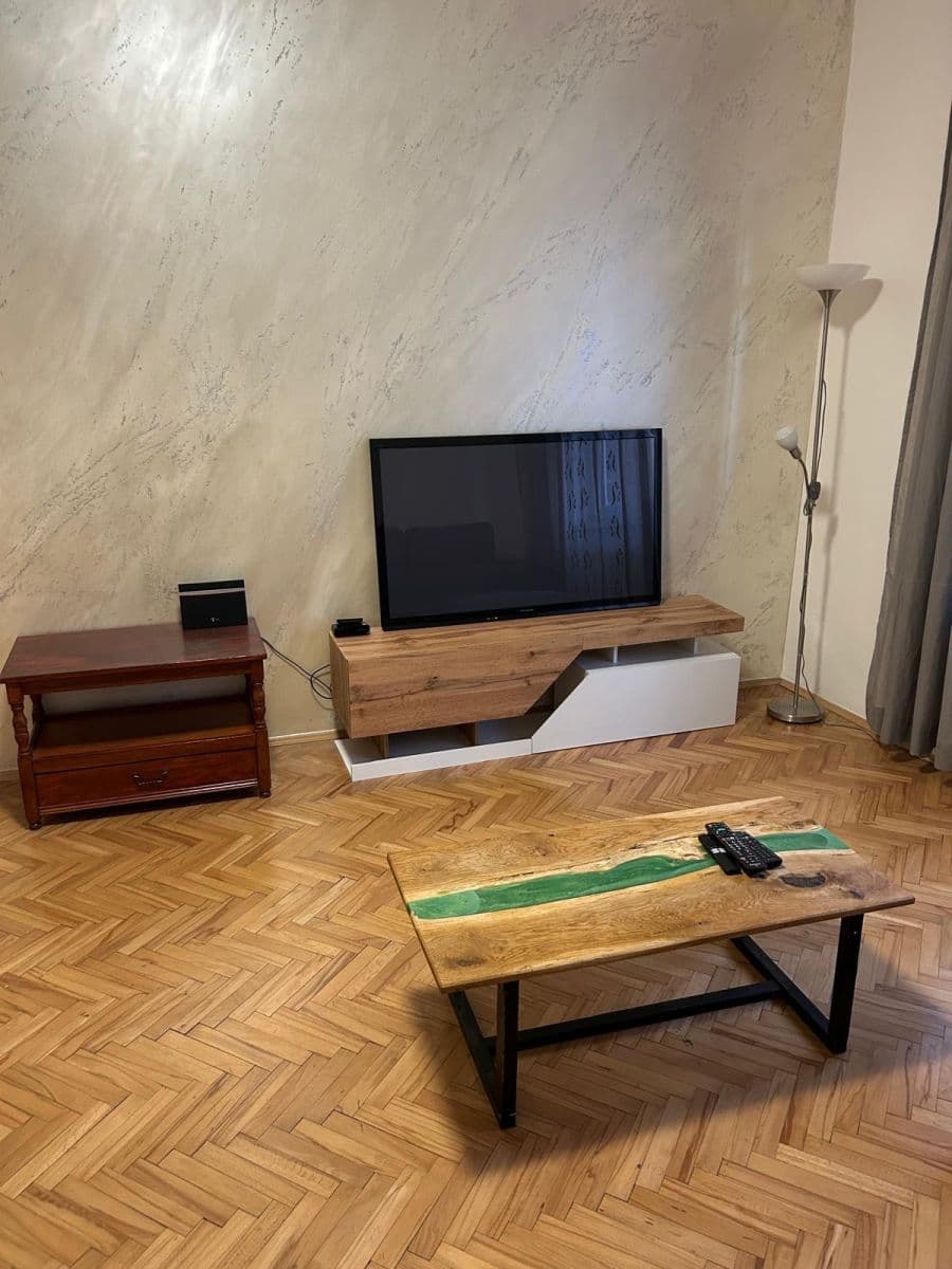Pronájem bytu 2+1 60 m², V Olšinách, Praha, Praha Pronájem bytu 2+1 60 m², V Olšinách, Praha, Praha