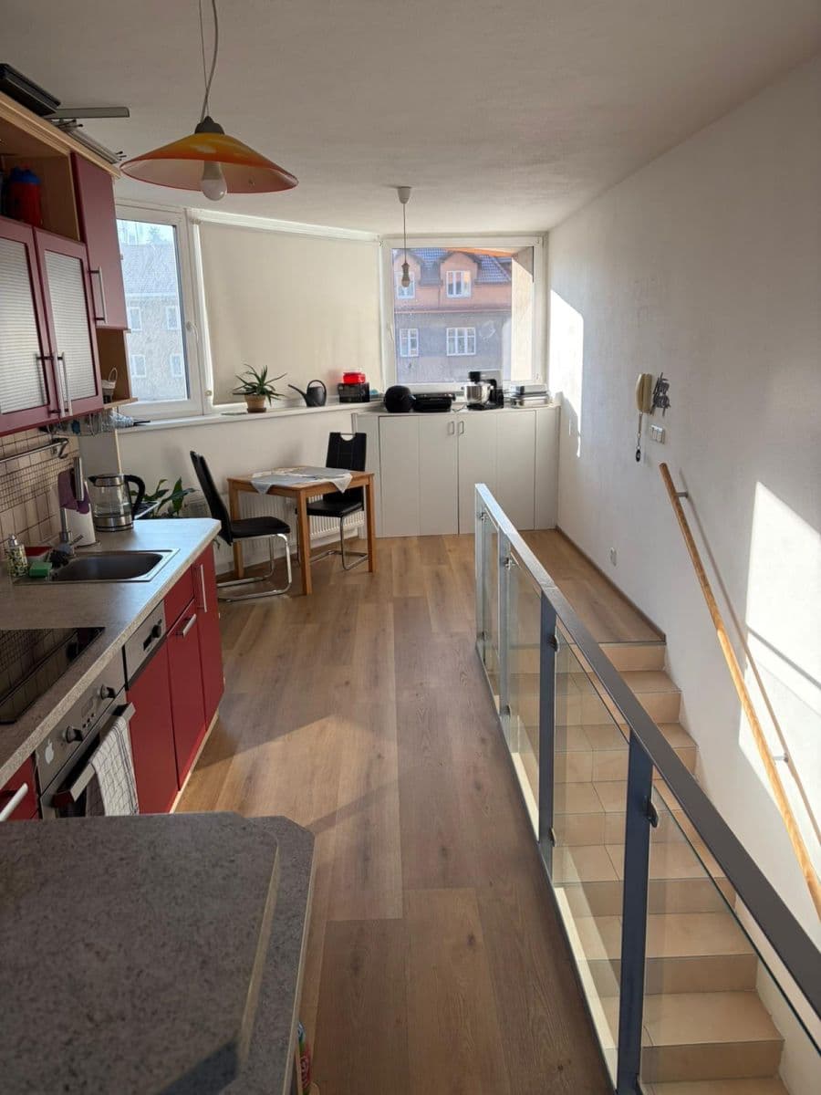 Pronájem bytu 2+kk 62 m², Skloněná, Praha, Praha Pronájem bytu 2+kk 62 m², Skloněná, Praha, Praha