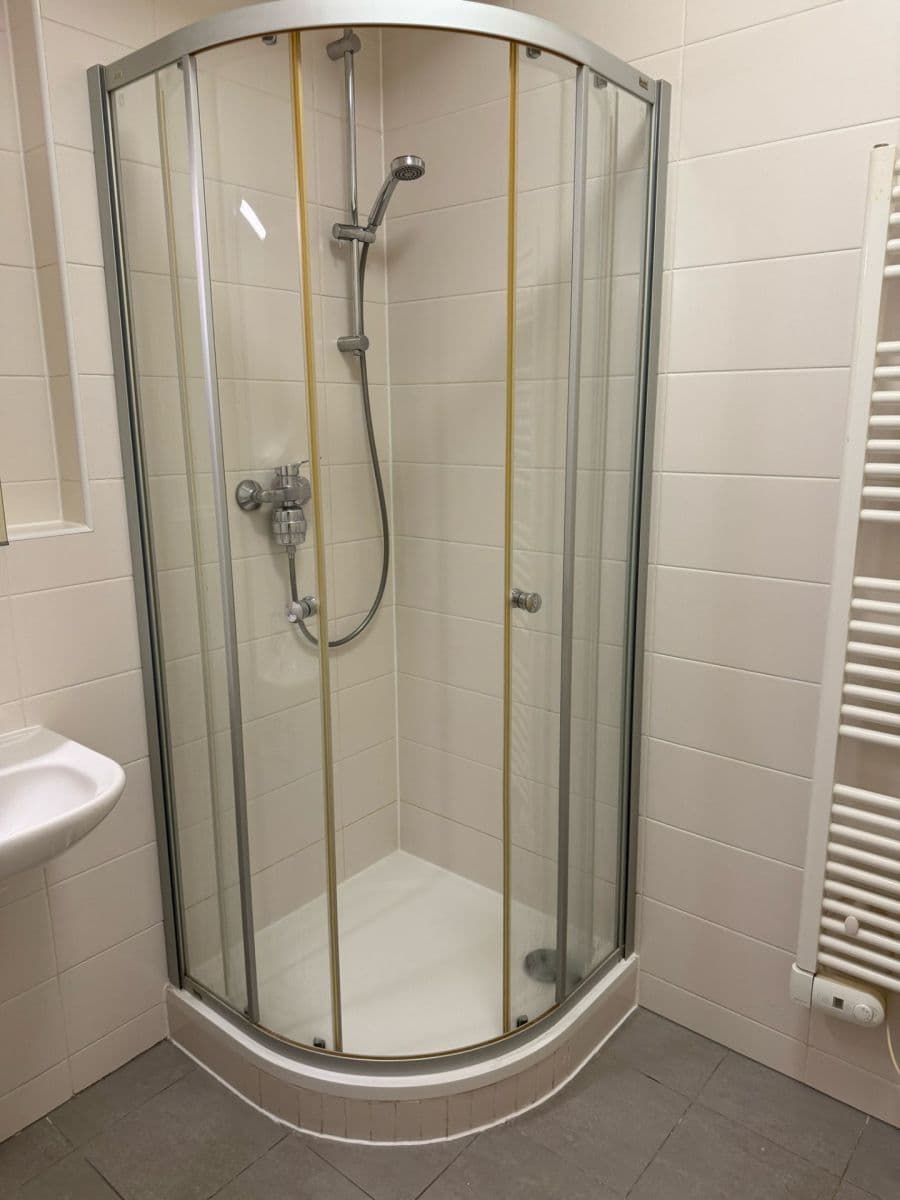 Pronájem bytu 1+kk 38 m², Olgy Havlové, Praha, Praha Pronájem bytu 1+kk 38 m², Olgy Havlové, Praha, Praha