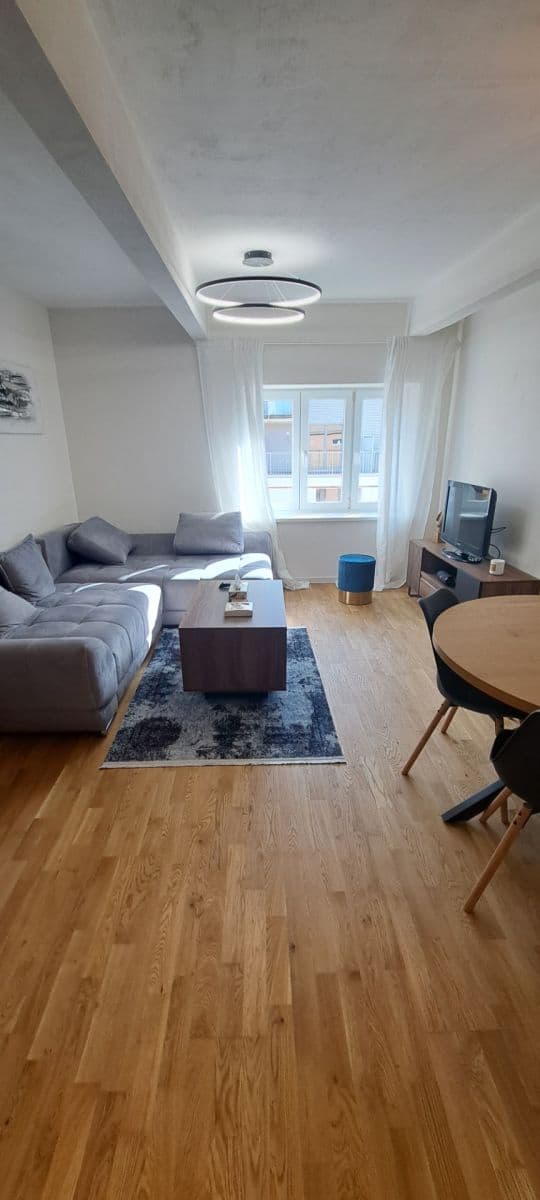 Pronájem bytu 3+kk 80 m², Cihlářská, Brno, Jihomoravský kraj Pronájem bytu 3+kk 80 m², Cihlářská, Brno, Jihomoravský kraj