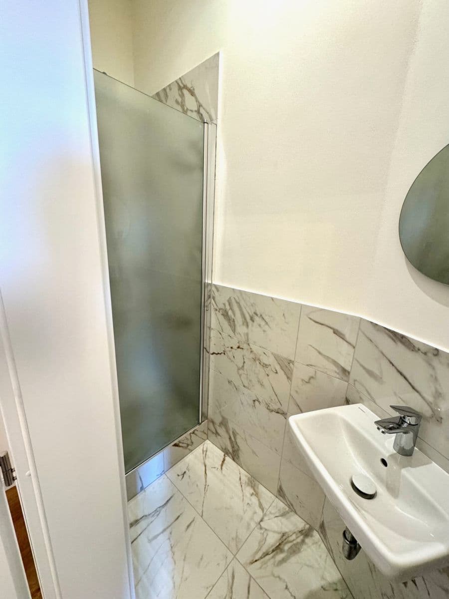 Pronájem bytu 3+kk 70 m², Na Hrázi, Praha, Praha Pronájem bytu 3+kk 70 m², Na Hrázi, Praha, Praha