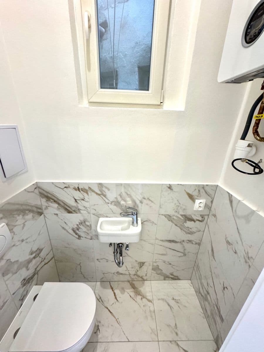 Pronájem bytu 3+kk 70 m², Na Hrázi, Praha, Praha Pronájem bytu 3+kk 70 m², Na Hrázi, Praha, Praha