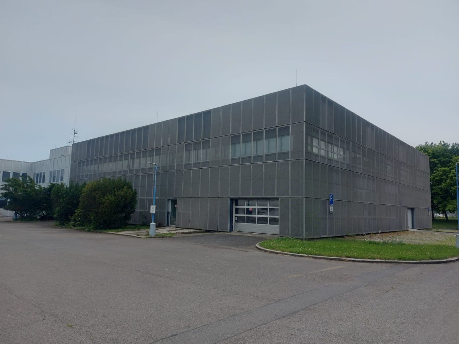 Pronájem nebytového prostoru 1.462 m², Za Mototechnou, Praha, Praha Pronájem nebytového prostoru 1.462 m², Za Mototechnou, Praha, Praha