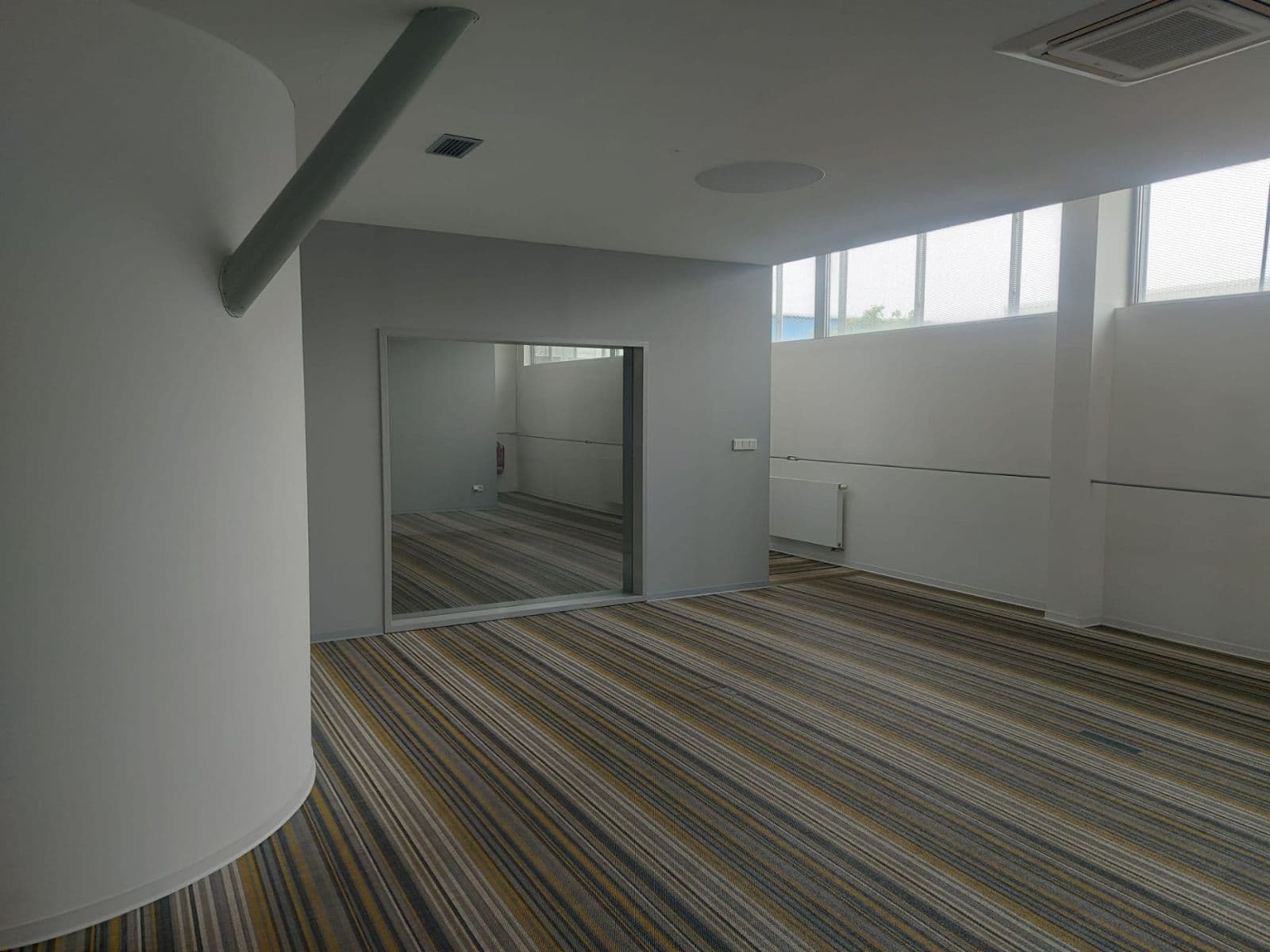 Pronájem nebytového prostoru 1.462 m², Za Mototechnou, Praha, Praha Pronájem nebytového prostoru 1.462 m², Za Mototechnou, Praha, Praha