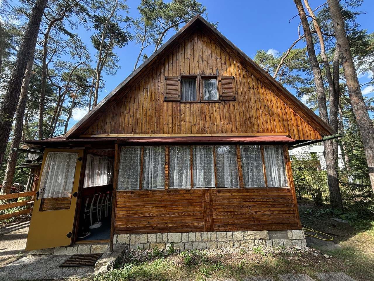 Pronájem chaty, chalupy, Lhota, Středočeský kraj Pronájem chaty, chalupy, Lhota, Středočeský kraj