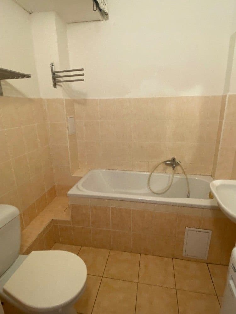 Pronájem bytu 1+1 36 m², Kolbenova, Praha, Praha Pronájem bytu 1+1 36 m², Kolbenova, Praha, Praha
