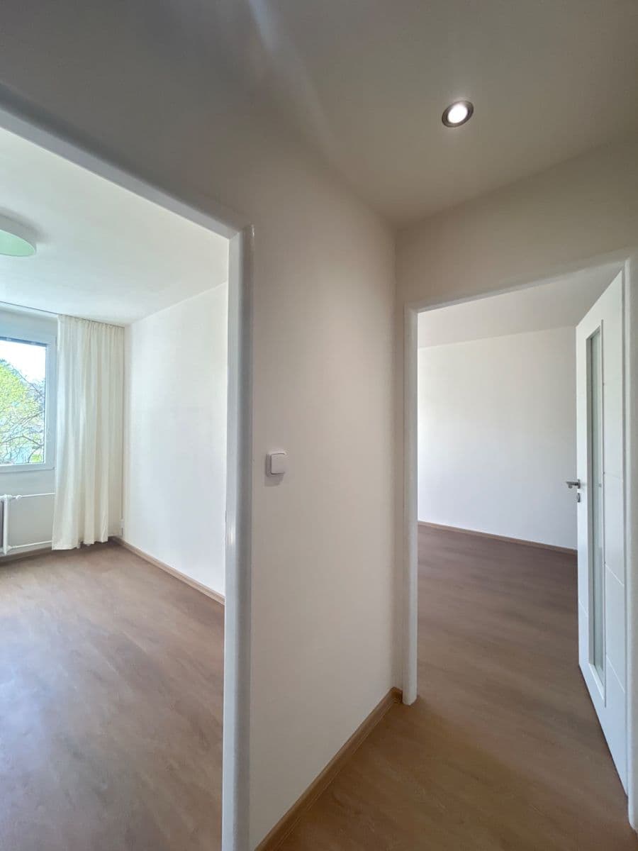 Pronájem bytu 2+kk 40 m², Teplická, Praha, Praha Pronájem bytu 2+kk 40 m², Teplická, Praha, Praha
