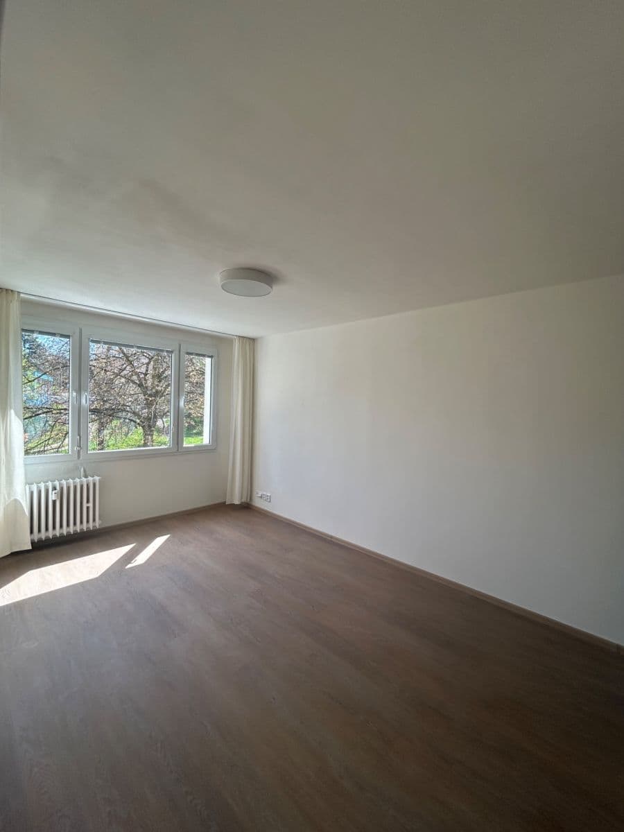 Pronájem bytu 2+kk 40 m², Teplická, Praha, Praha Pronájem bytu 2+kk 40 m², Teplická, Praha, Praha