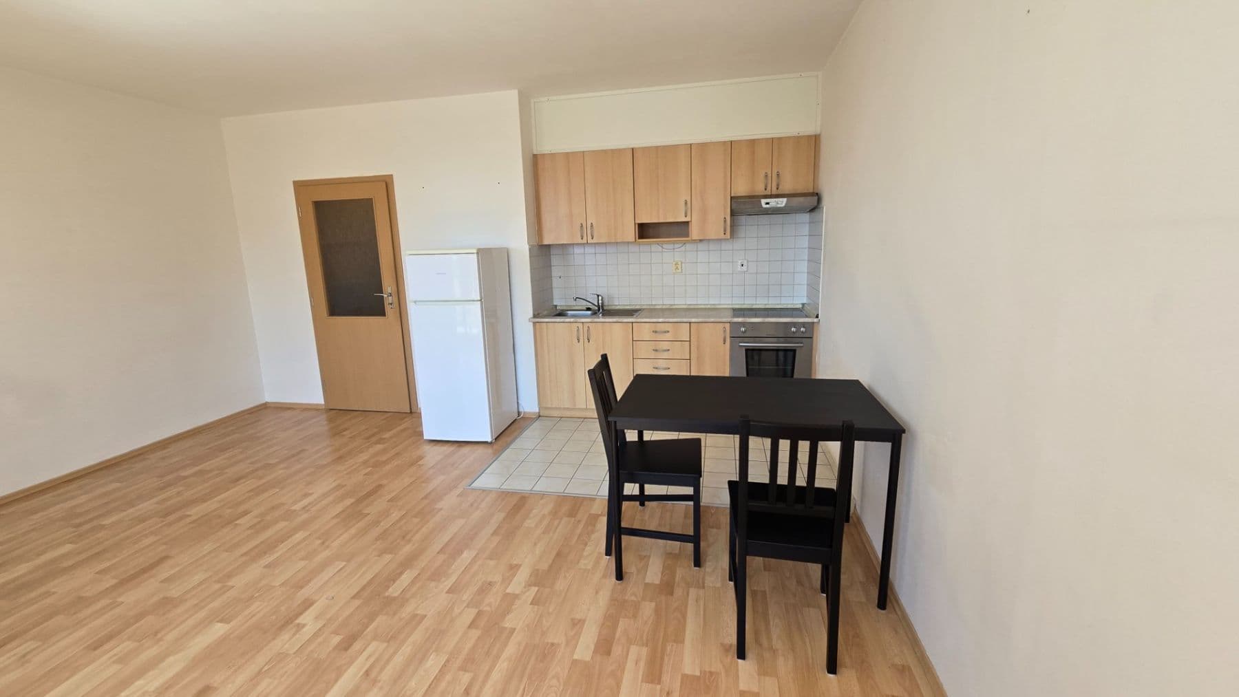 Pronájem bytu 1+kk 38 m², Padovská, Praha, Praha Pronájem bytu 1+kk 38 m², Padovská, Praha, Praha