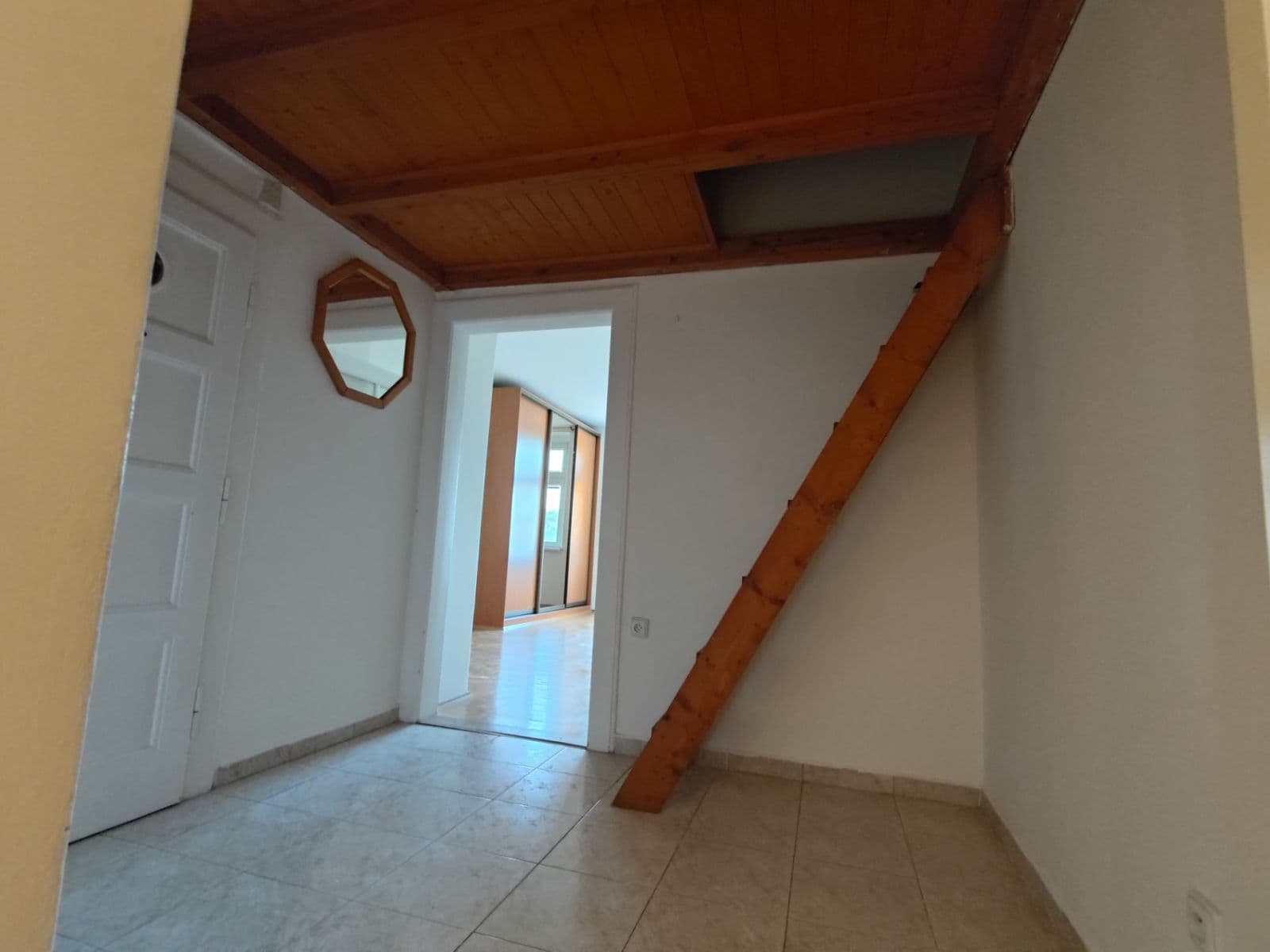 Pronájem bytu 2+kk 50 m², Ortenovo náměstí, Praha, Praha Pronájem bytu 2+kk 50 m², Ortenovo náměstí, Praha, Praha