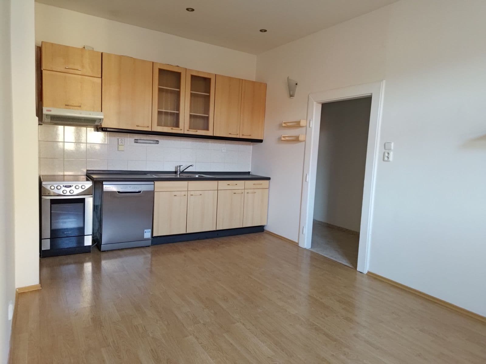Pronájem bytu 2+kk 50 m², Ortenovo náměstí, Praha, Praha Pronájem bytu 2+kk 50 m², Ortenovo náměstí, Praha, Praha
