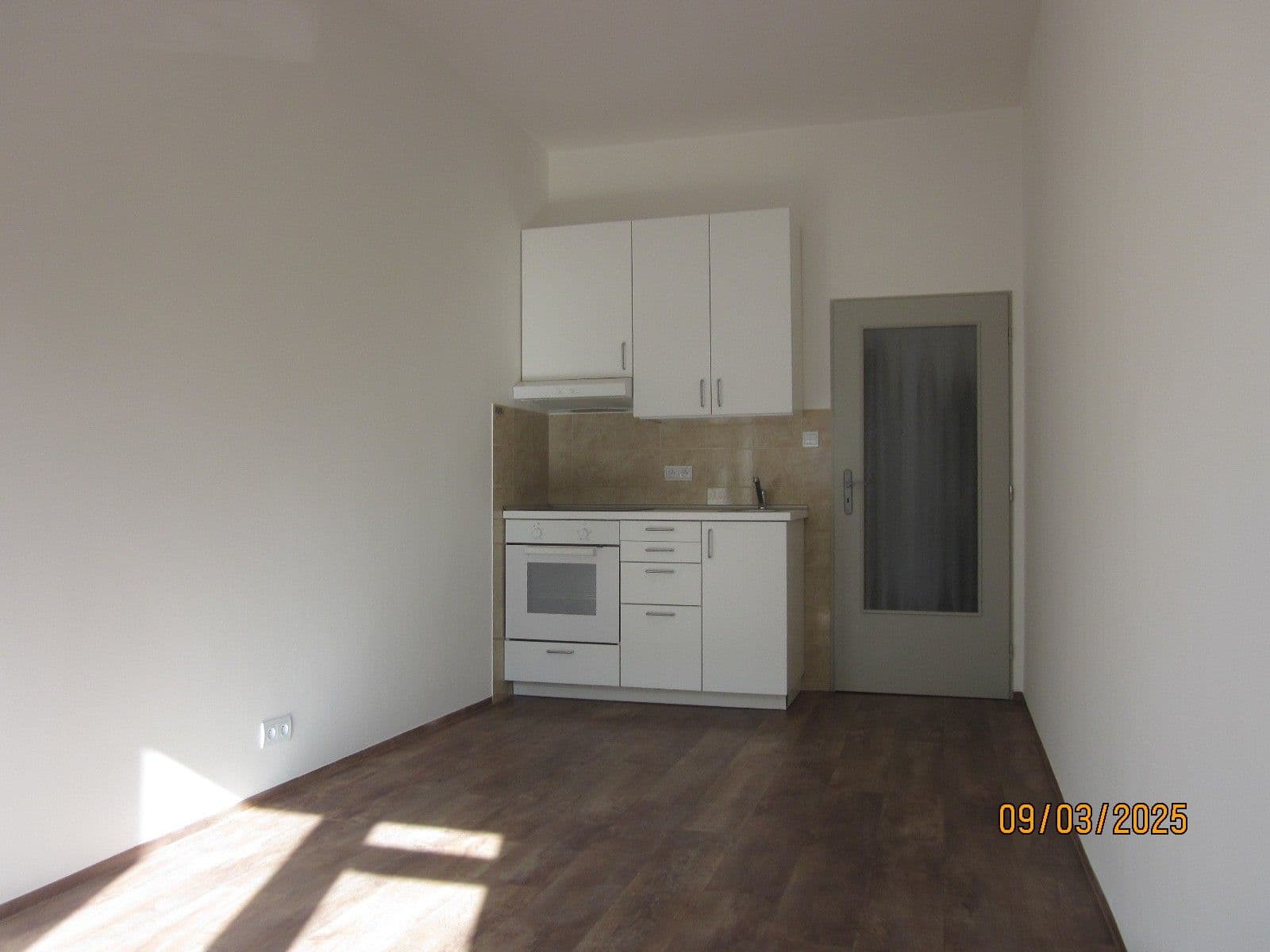 Pronájem bytu 1+1 50 m², 5. května, Praha, Praha Pronájem bytu 1+1 50 m², 5. května, Praha, Praha