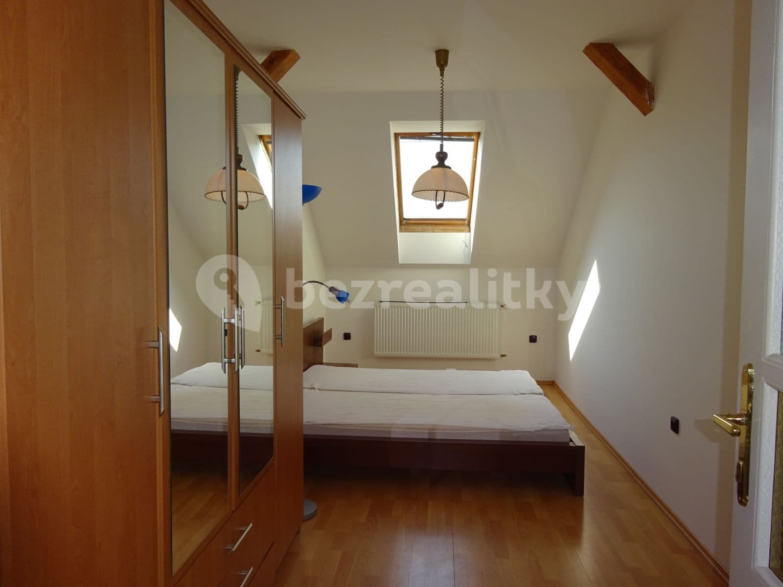 Pronájem bytu 3+1 103 m², Zapova, Praha, Praha