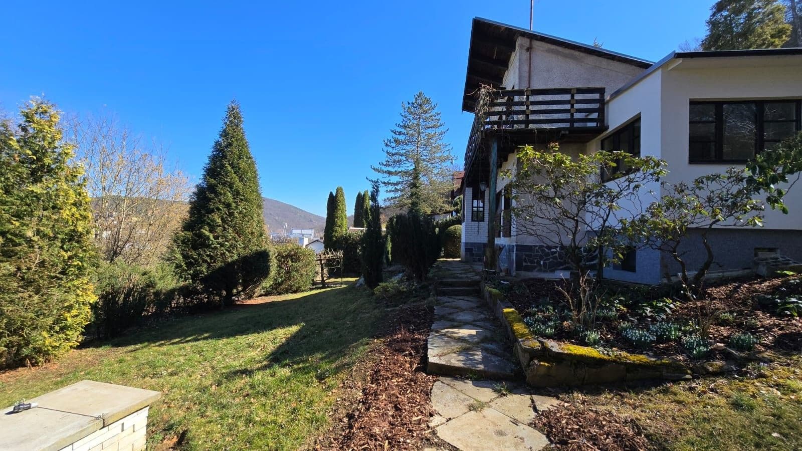 Pronájem domu 87 m², pozemek 537 m², Beroun, Středočeský kraj Pronájem domu 87 m², pozemek 537 m², Beroun, Středočeský kraj