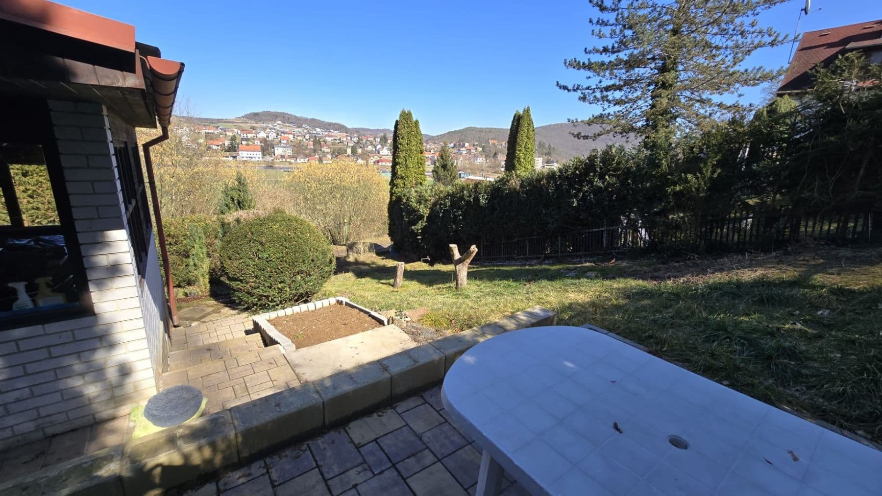Pronájem domu 87 m², pozemek 537 m², Beroun, Středočeský kraj Pronájem domu 87 m², pozemek 537 m², Beroun, Středočeský kraj