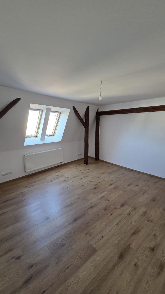 Pronájem bytu 2+1 66 m², Studničná, Liberec, Liberecký kraj Pronájem bytu 2+1 66 m², Studničná, Liberec, Liberecký kraj