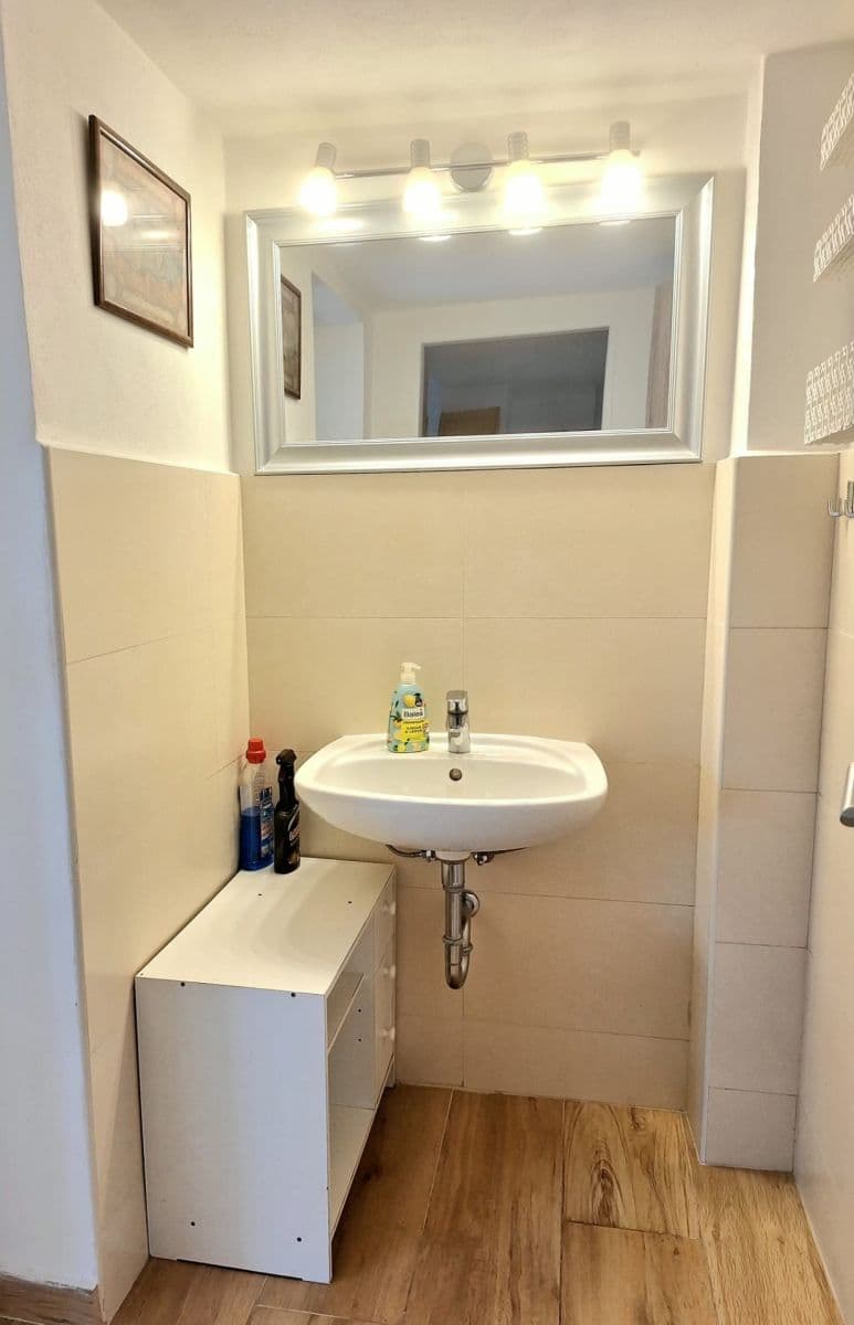 Prodej domu 73 m², pozemek 700 m², Slapy, Středočeský kraj Prodej domu 73 m², pozemek 700 m², Slapy, Středočeský kraj
