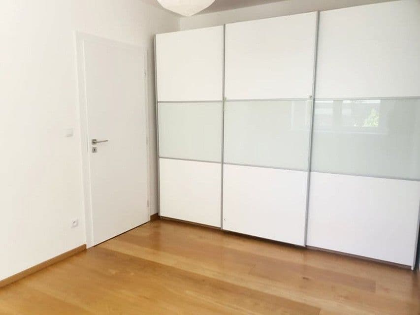 Pronájem bytu 2+1 57 m², náměstí Josefa Machka, Praha, Praha Pronájem bytu 2+1 57 m², náměstí Josefa Machka, Praha, Praha