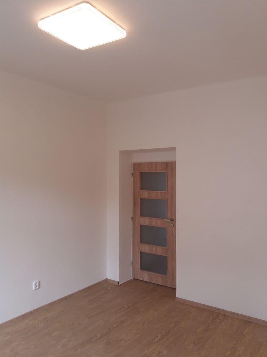Pronájem bytu 1+1 30 m², Zenklova, Praha, Praha Pronájem bytu 1+1 30 m², Zenklova, Praha, Praha