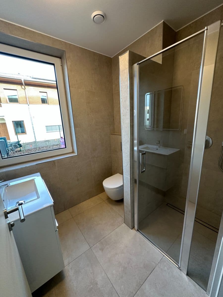 Pronájem domu 187 m², pozemek 402 m², Slepá, Přezletice, Středočeský kraj Pronájem domu 187 m², pozemek 402 m², Slepá, Přezletice, Středočeský kraj