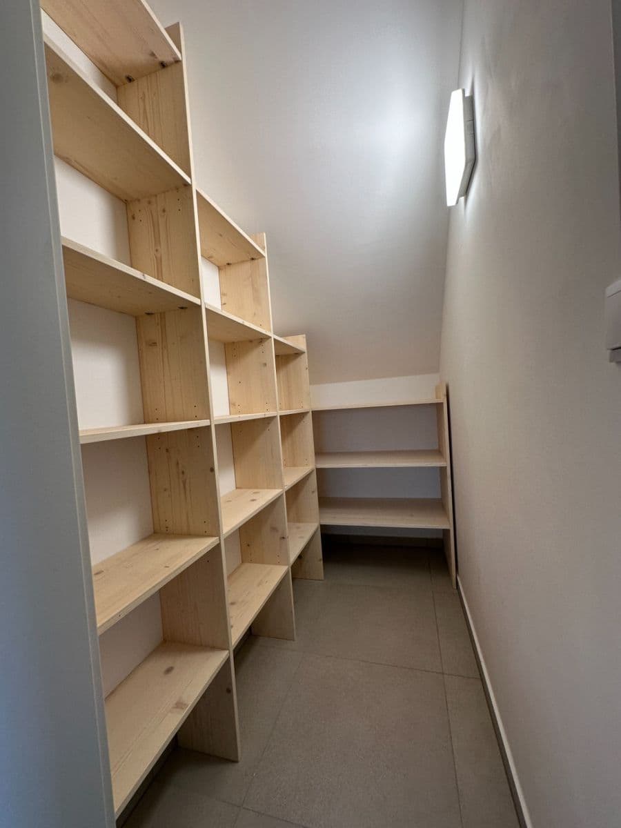 Pronájem domu 187 m², pozemek 402 m², Slepá, Přezletice, Středočeský kraj Pronájem domu 187 m², pozemek 402 m², Slepá, Přezletice, Středočeský kraj