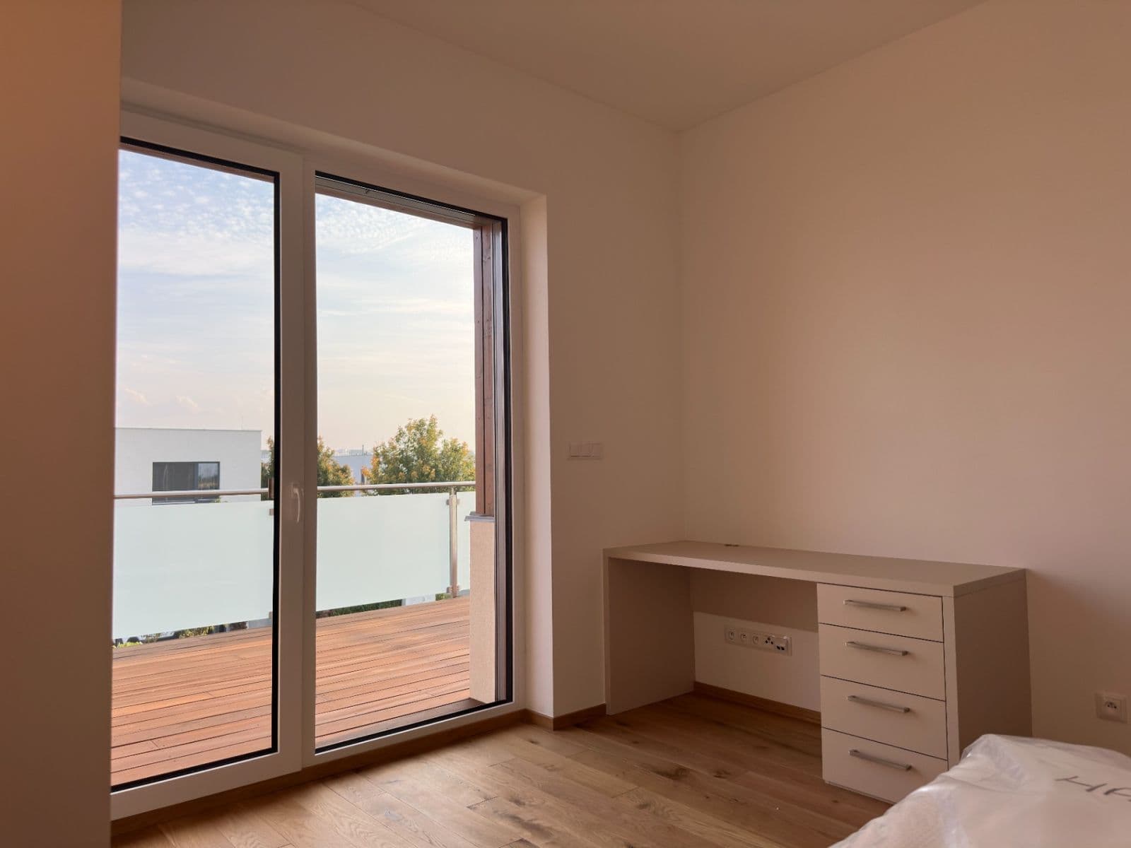 Pronájem domu 187 m², pozemek 402 m², Slepá, Přezletice, Středočeský kraj Pronájem domu 187 m², pozemek 402 m², Slepá, Přezletice, Středočeský kraj